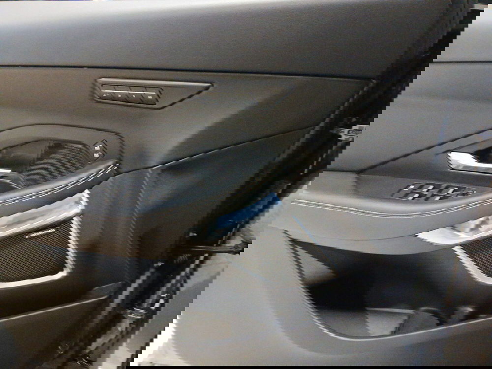 Jaguar E-Pace usata a Lecce (18)