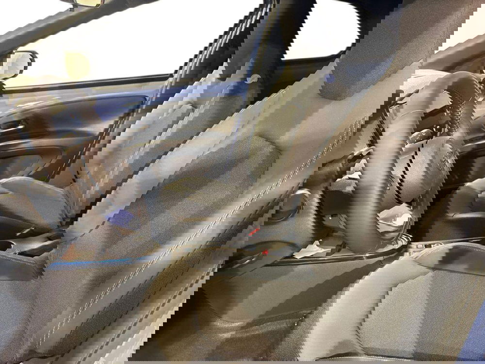 Toyota Aygo X nuova a Sondrio (10)