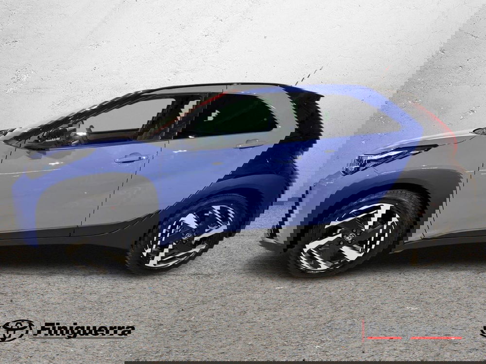 Toyota Aygo X nuova a Sondrio (6)