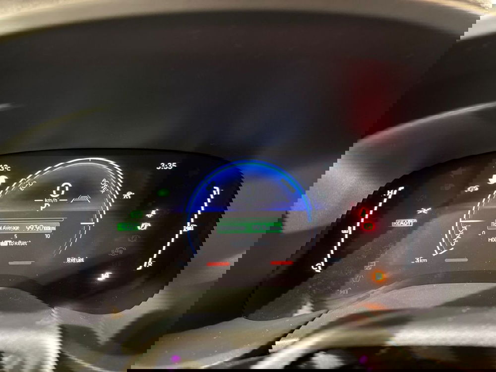 Toyota Aygo X nuova a Sondrio (9)