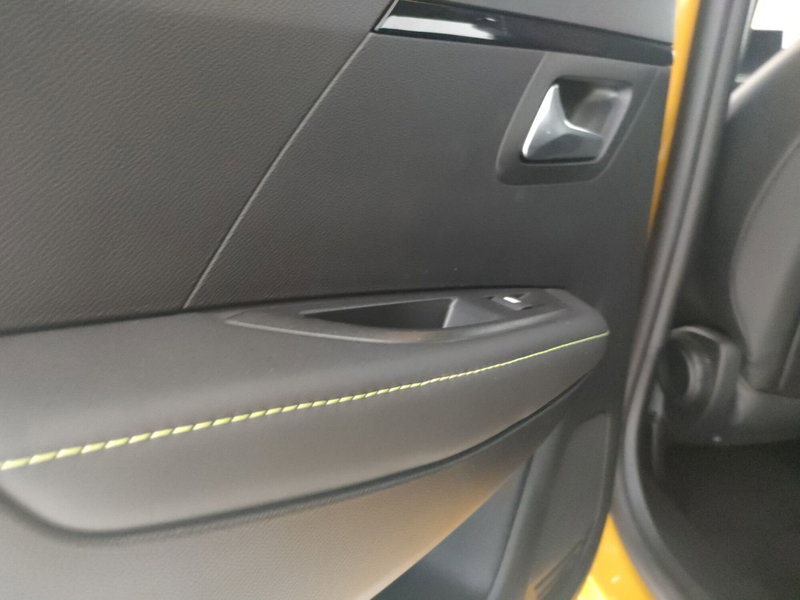 Peugeot 208 usata a Caserta (18)