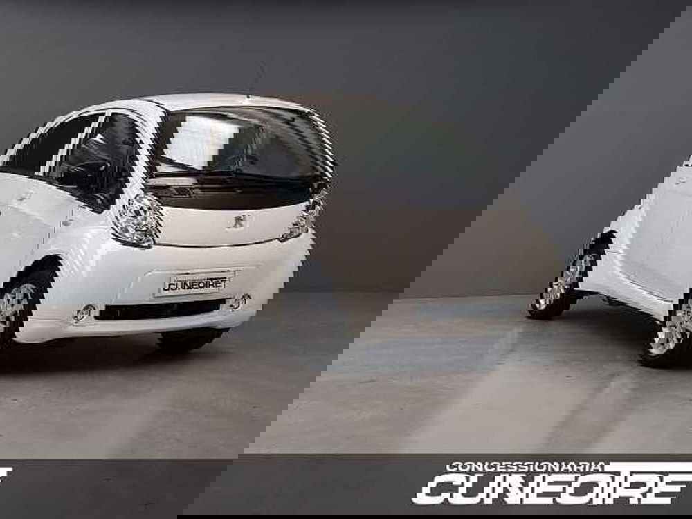 Peugeot iOn usata a Cuneo (2)