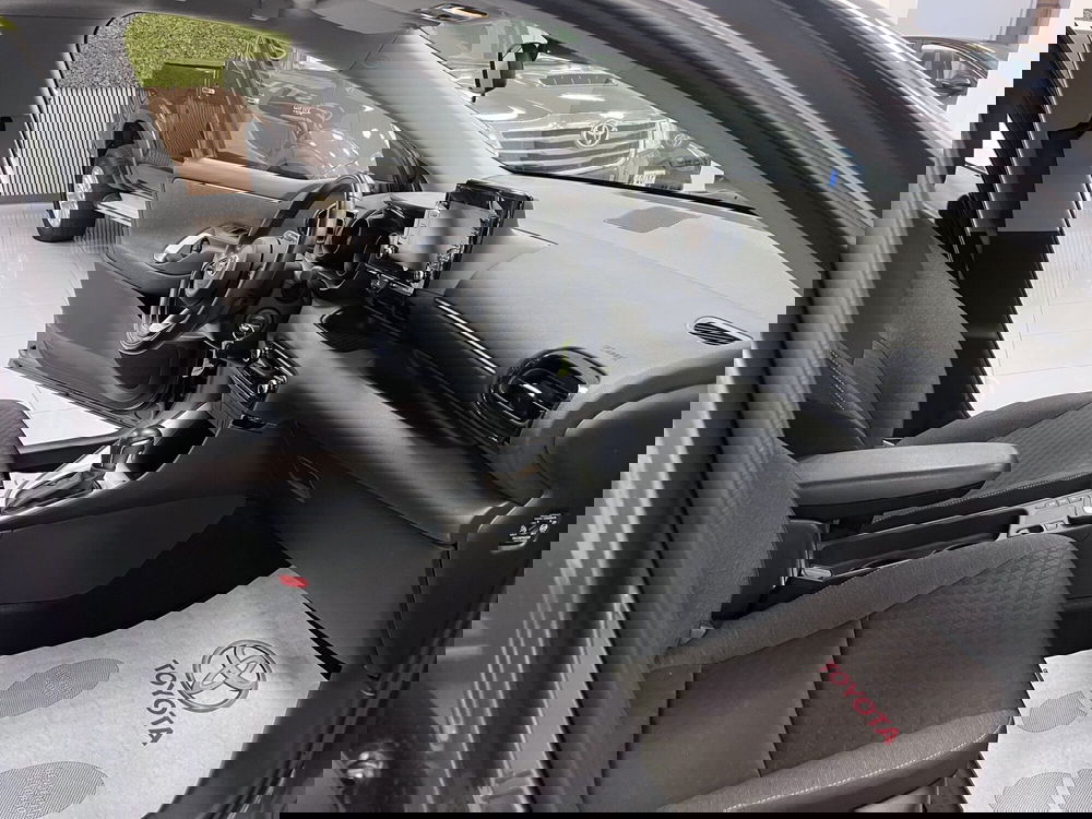 Toyota Yaris usata a Prato (8)