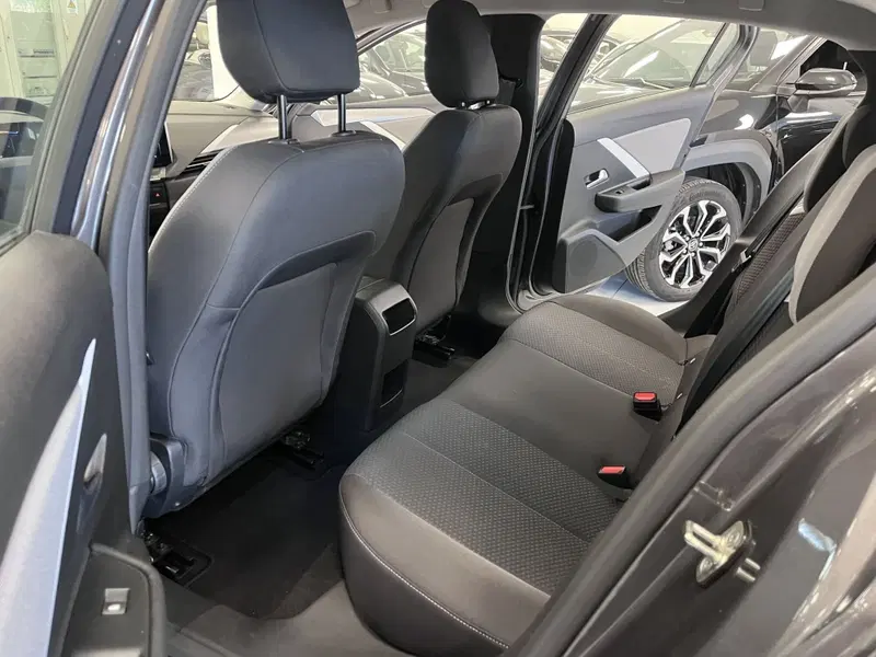 Opel Astra usata a Prato (10)