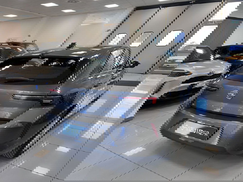 Opel Astra usata a Prato (4)