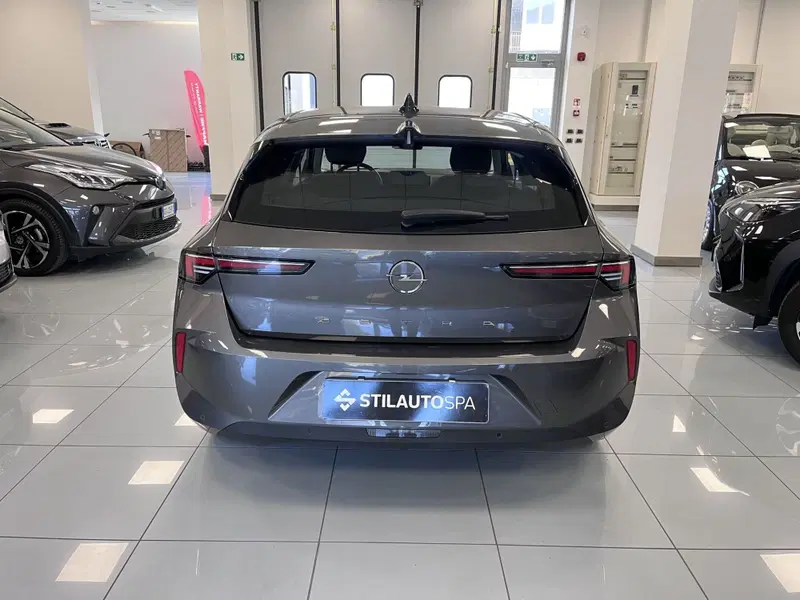 Opel Astra usata a Prato (5)