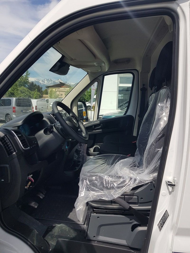 Opel Movano nuova a Aosta (8)