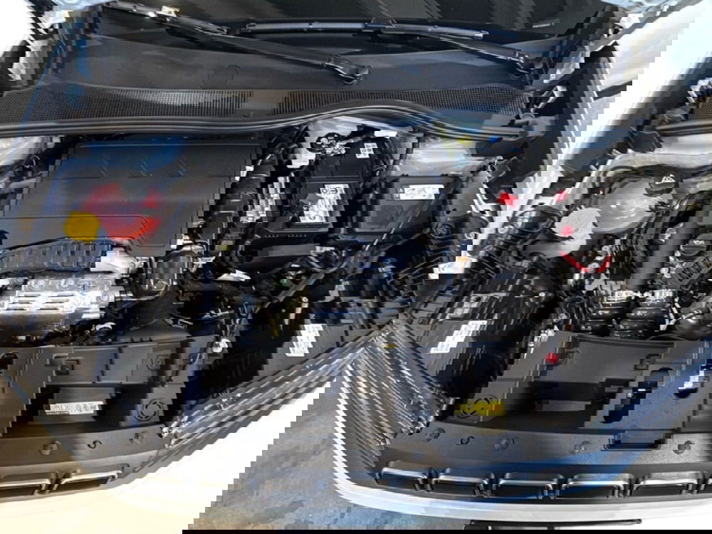 Jeep Avenger nuova a Agrigento (13)