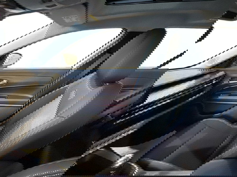 Jeep Avenger nuova a Agrigento (17)