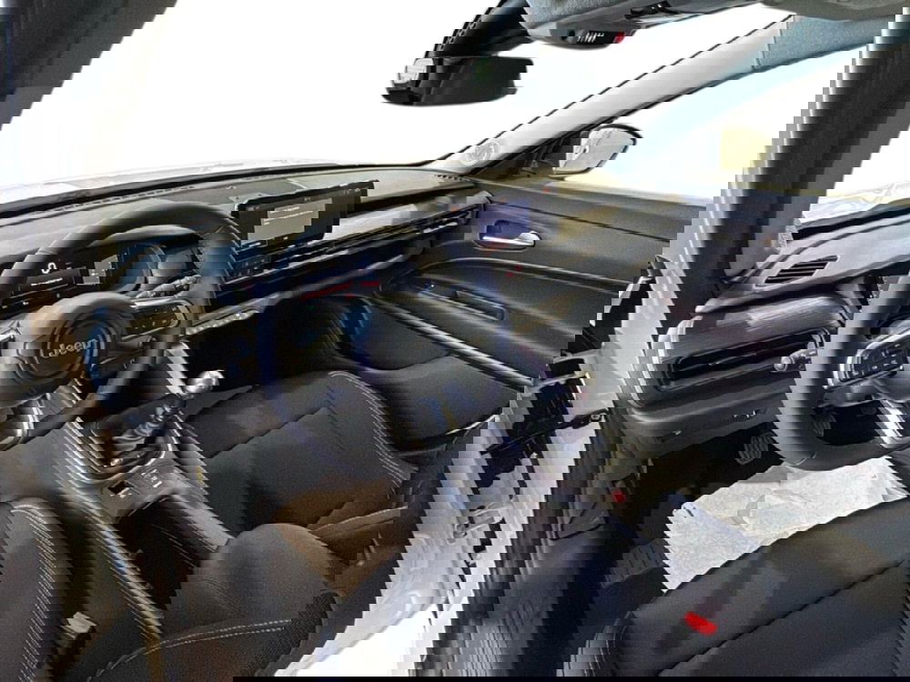 Jeep Avenger nuova a Agrigento (18)