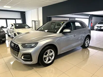 Audi Q5 35 TDI S tronic Business Advanced del 2024 usata a Ferrara