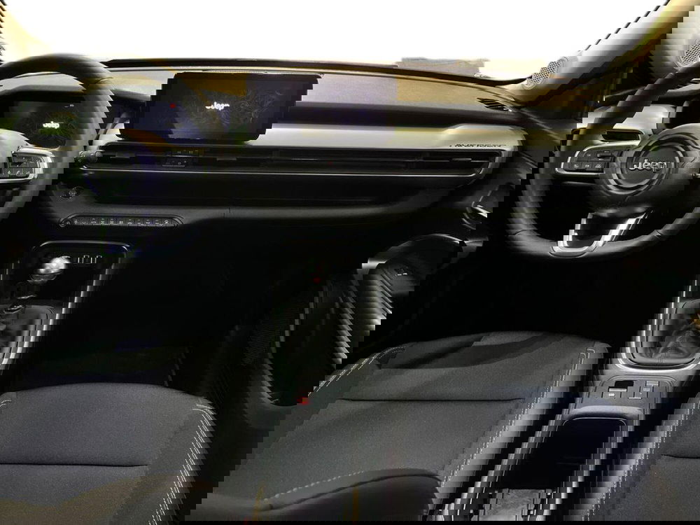 Jeep Avenger usata a Bari (8)