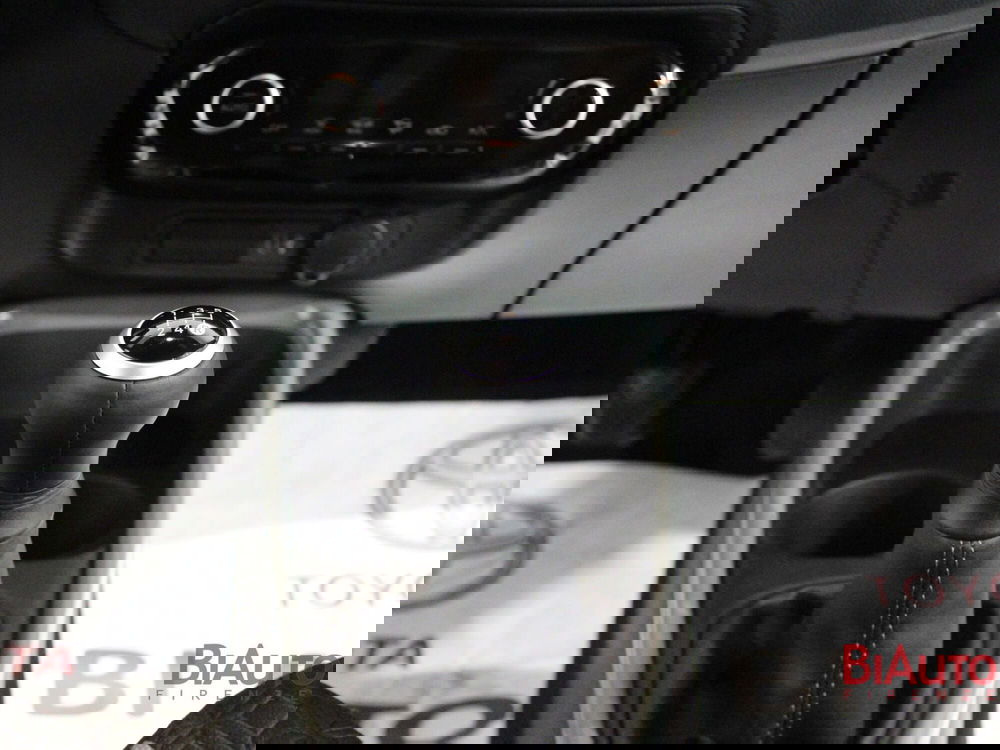 Toyota Aygo X nuova a Firenze (14)
