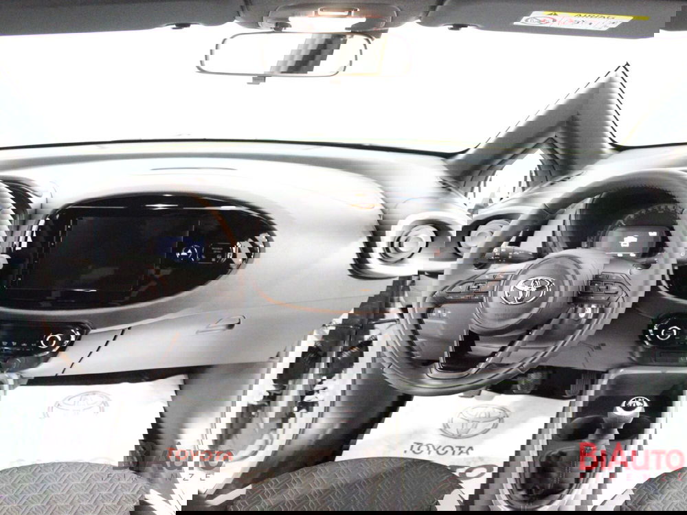 Toyota Aygo X nuova a Firenze (9)