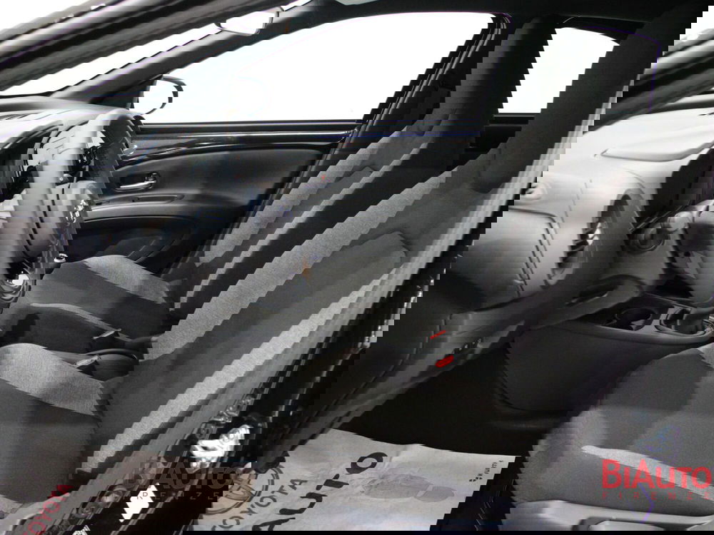 Toyota Aygo X nuova a Firenze (5)