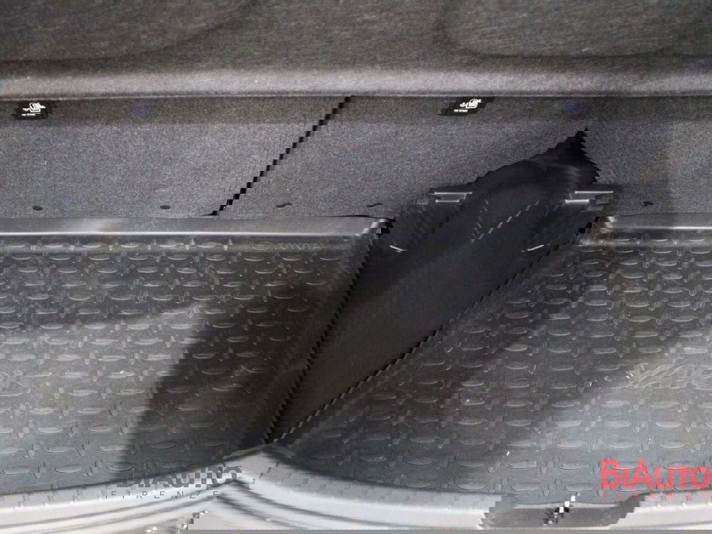 Toyota Yaris usata a Firenze (9)