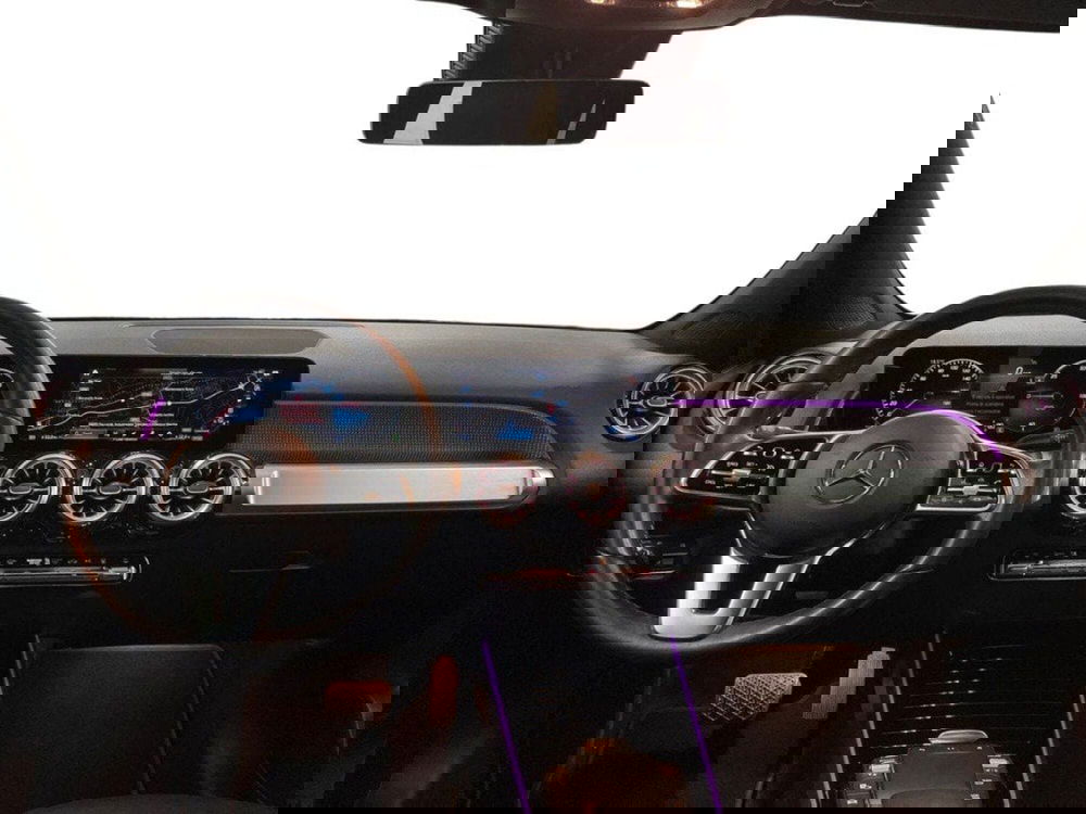 Mercedes-Benz EQB usata a Macerata (10)