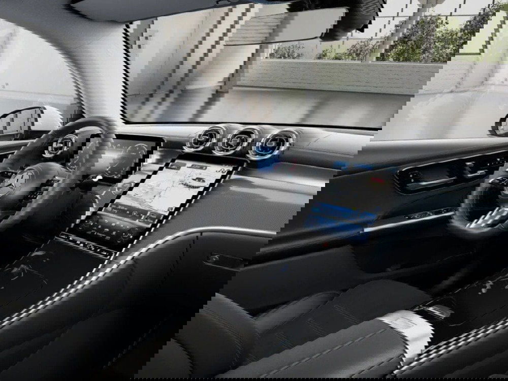 Mercedes-Benz GLC SUV nuova a Macerata (13)