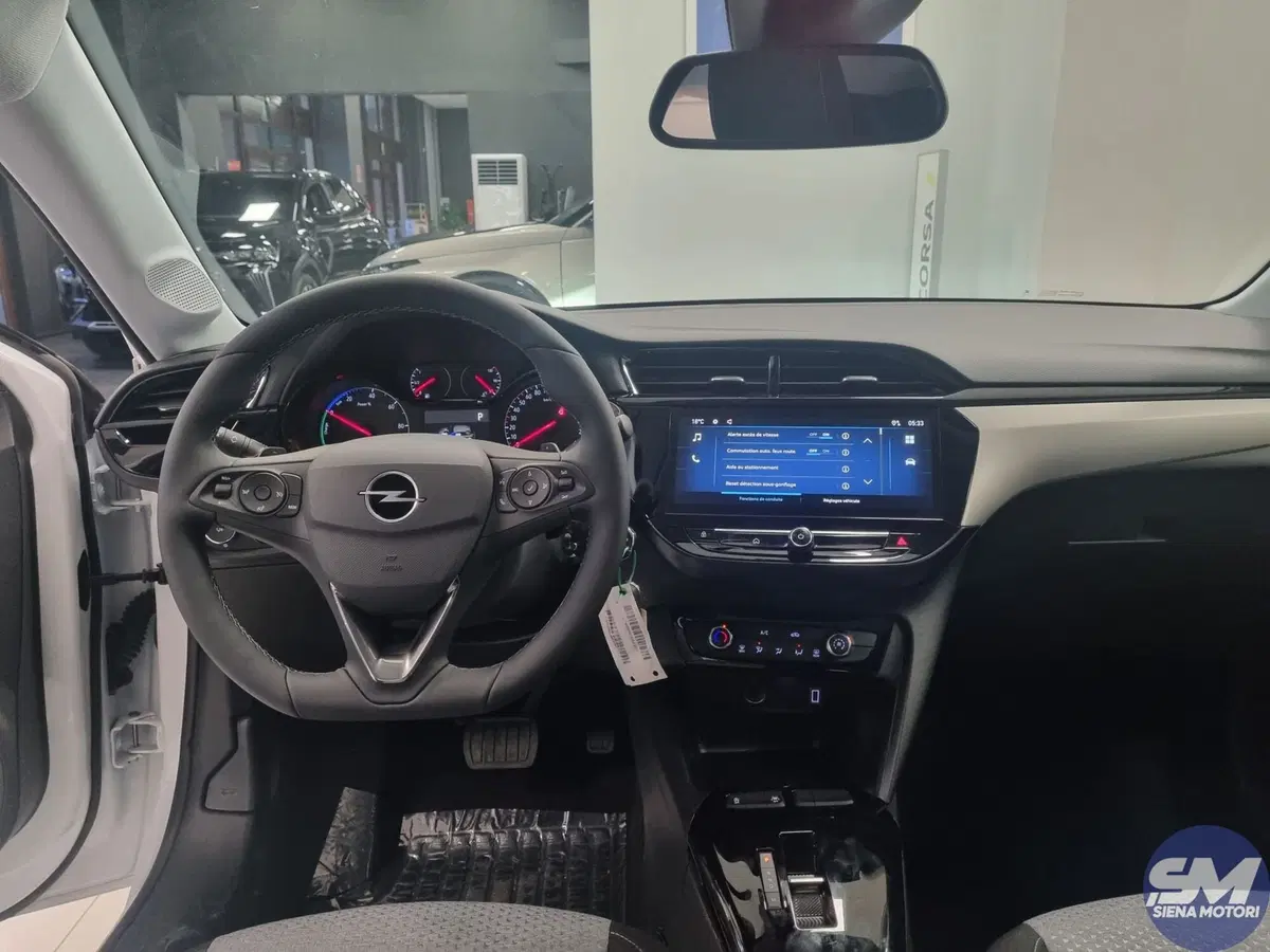 Opel Corsa-e nuova a Siena (12)
