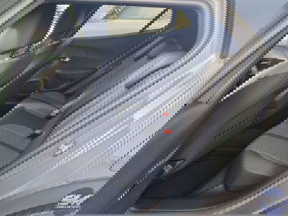Peugeot 2008 nuova a Siena (16)