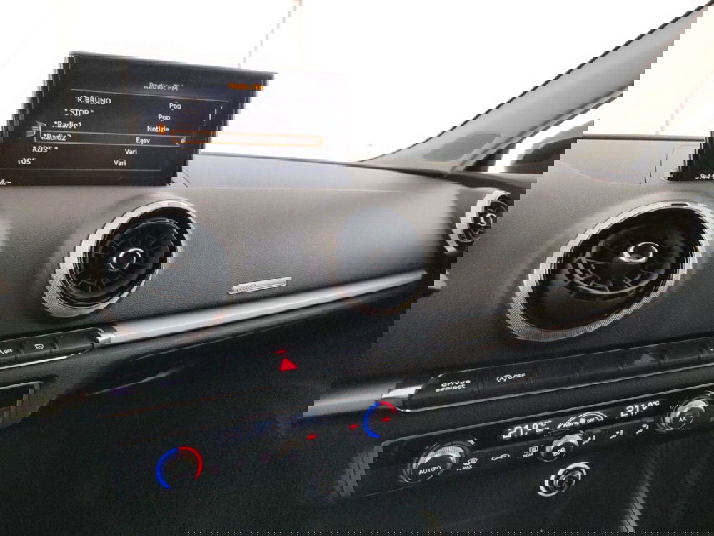 Audi A3 Sportback usata a Massa-Carrara (12)