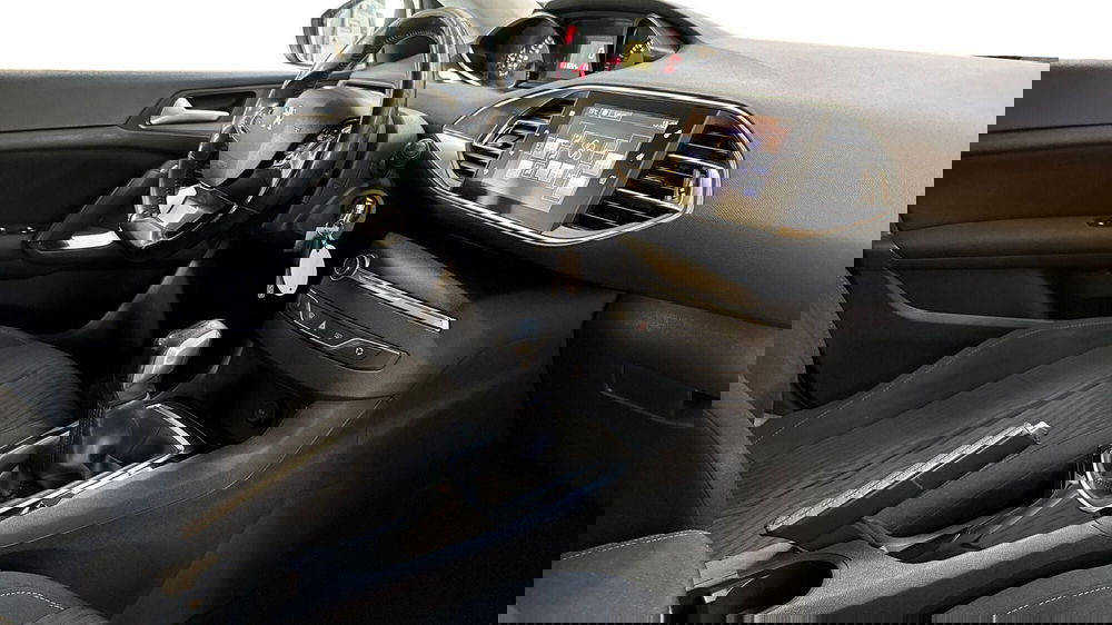 Peugeot 308 SW usata a Treviso (8)