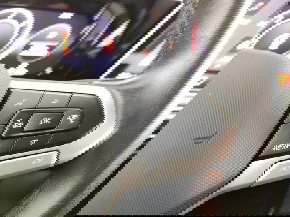 Volkswagen Golf usata a Massa-Carrara (13)