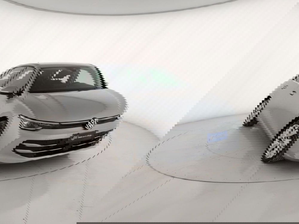 Volkswagen Golf usata a Massa-Carrara (4)