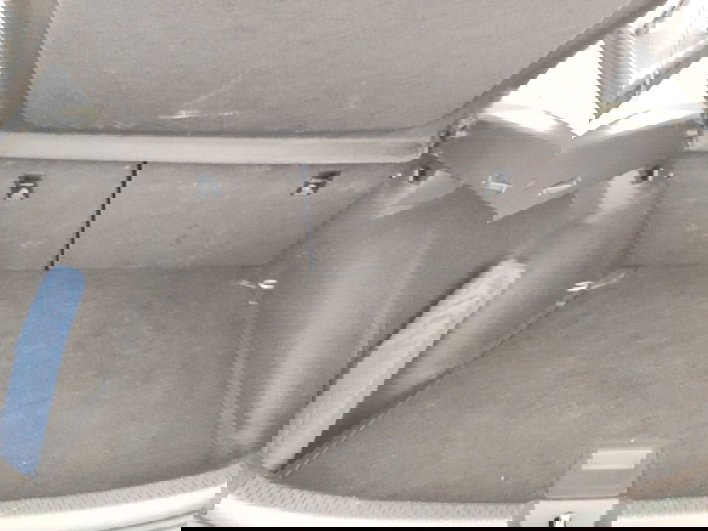 Volkswagen Taigo usata a Massa-Carrara (16)