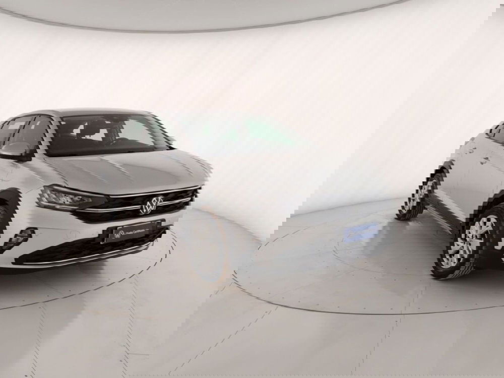 Volkswagen Taigo usata a Massa-Carrara (4)