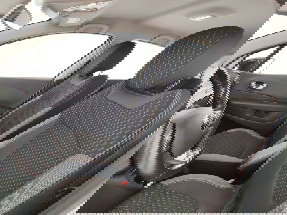 Renault Captur usata a Massa-Carrara (9)