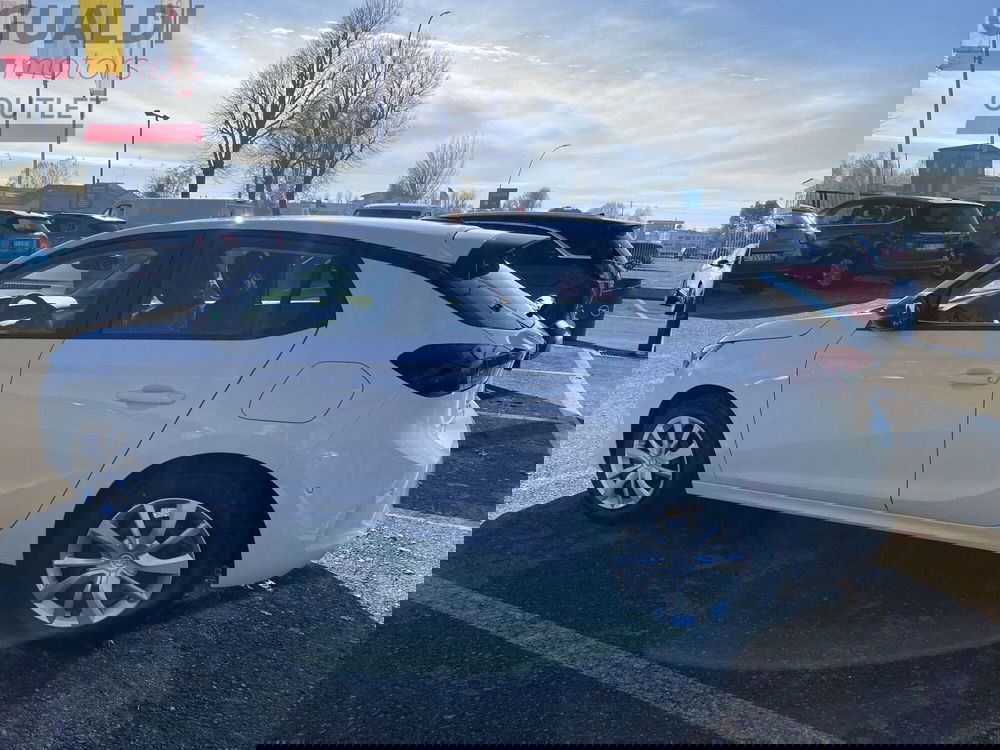 Opel Corsa nuova a Modena (14)