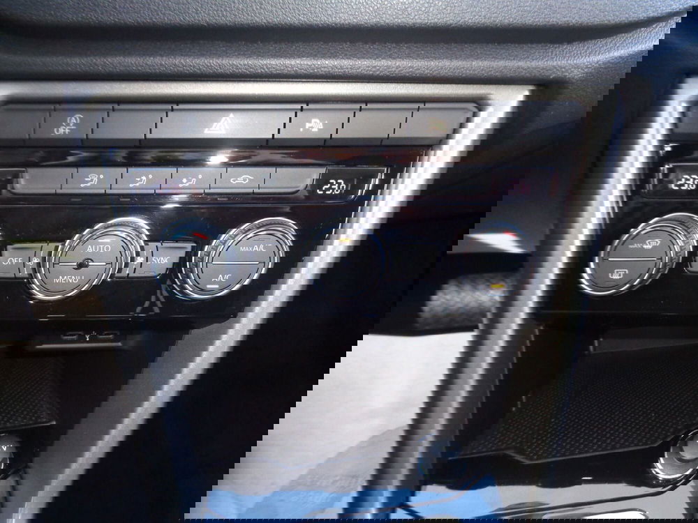 Volkswagen T-Roc usata a Treviso (12)