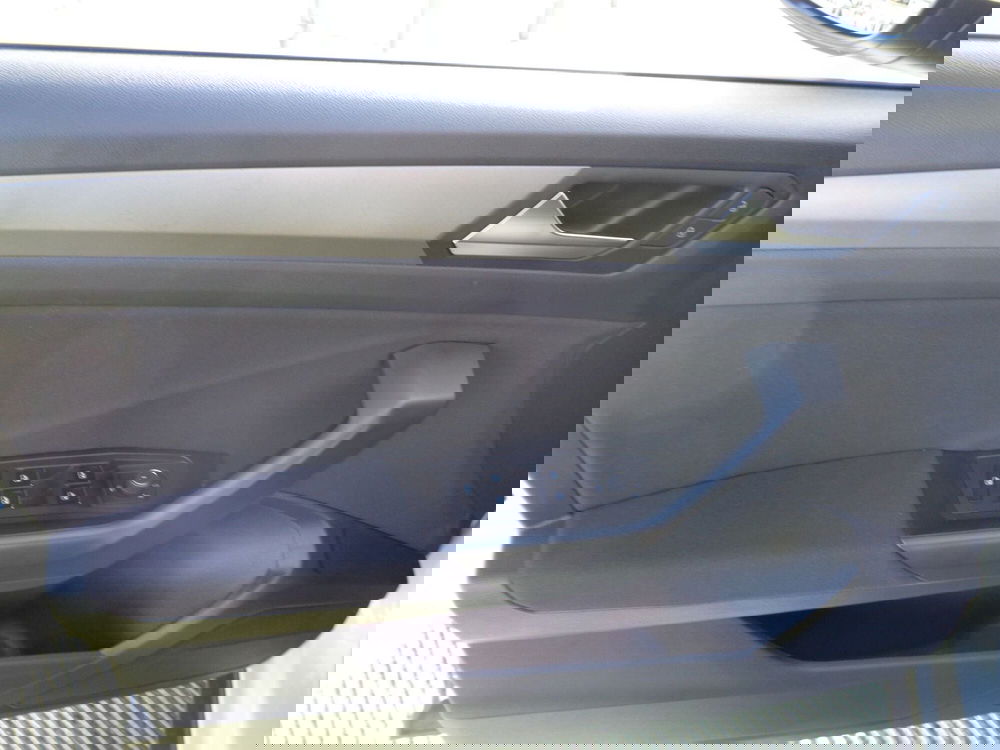Volkswagen T-Roc usata a Treviso (7)