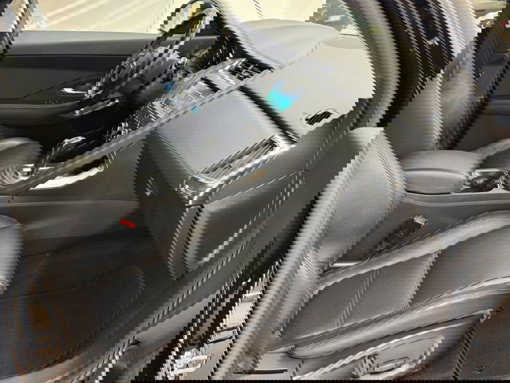 Jaguar E-Pace usata a Savona (3)