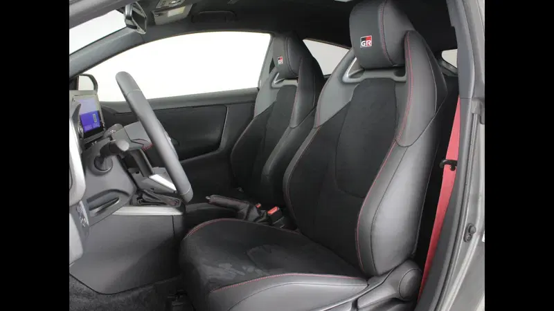 Toyota GR Yaris nuova a Palermo (10)
