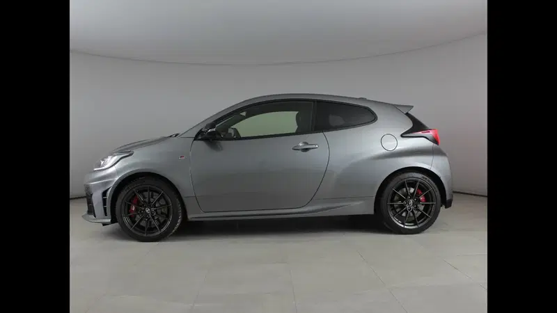 Toyota GR Yaris nuova a Palermo (2)