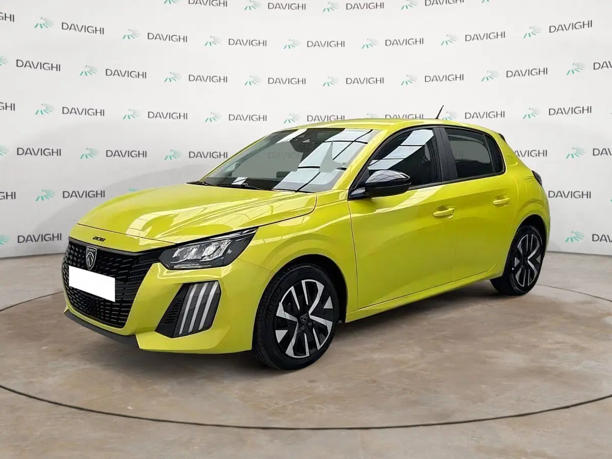 Peugeot 208 nuova a Parma