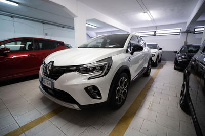 Renault Captur Plug-in Hybrid E-Tech 160 CV Intens del 2021 usata a Torino