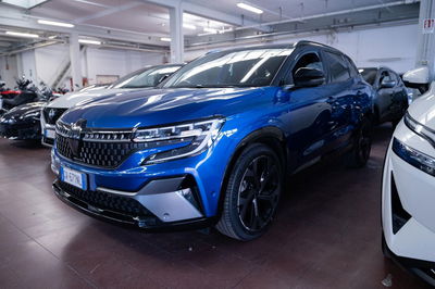 Renault Austral 1.2 full hybrid Iconic Esprit Alpine 200cv auto del 2024 usata a Rivoli