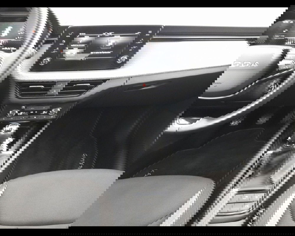 Skoda Kamiq usata a Ravenna (11)