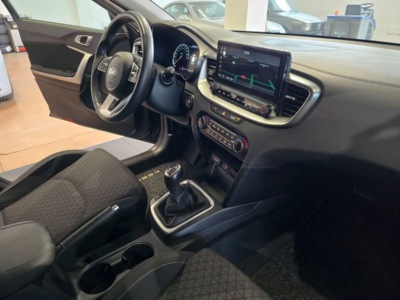 Kia Ceed Sport Wagon usata a Rimini (9)