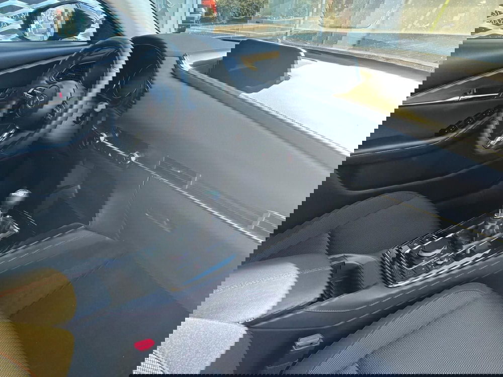 Mazda CX-30 usata a Frosinone (16)