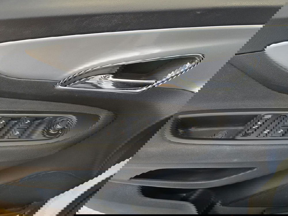 Opel Mokka usata a Rimini (16)