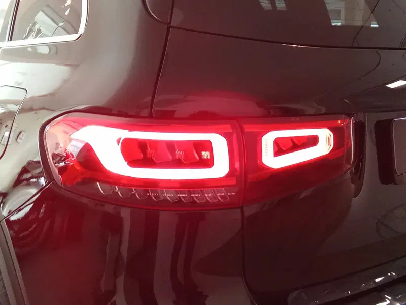 Mercedes-Benz GLB usata a Rimini (13)