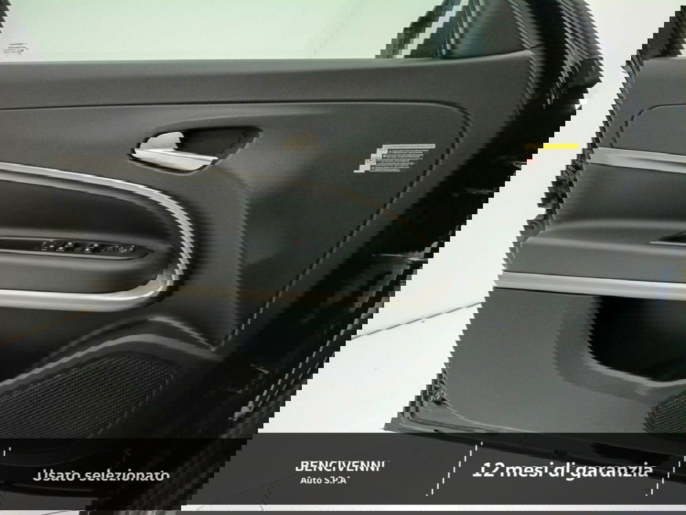 Jeep Avenger usata a Catanzaro (15)