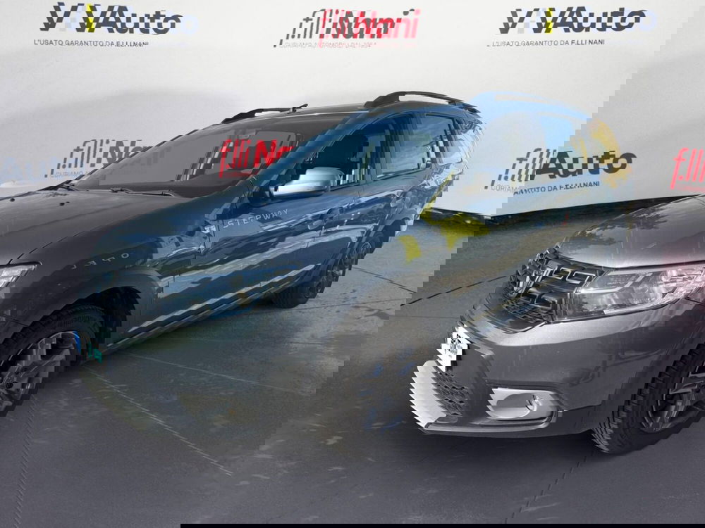 Dacia Logan usata a Massa-Carrara