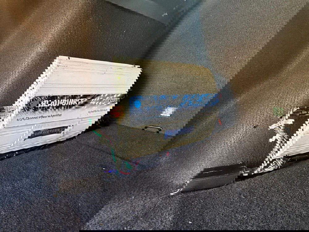 Dacia Logan usata a Massa-Carrara (17)