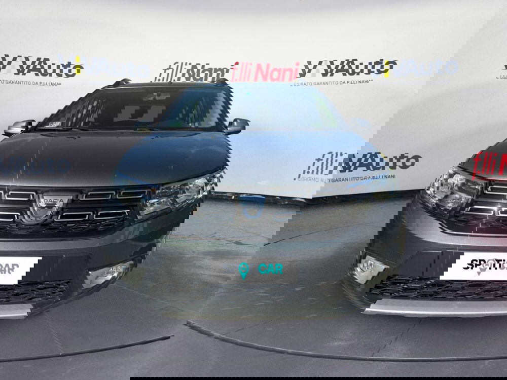 Dacia Logan usata a Massa-Carrara (3)