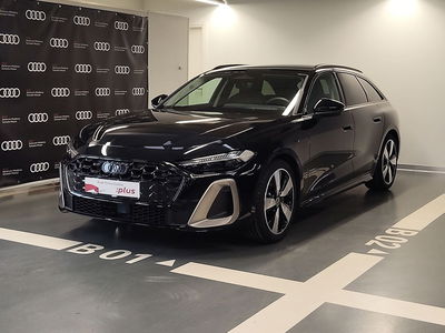 Audi A5 Avant 2.0 tdi mhev+ S line edition 204cv s-tronic del 2025 usata a Modena